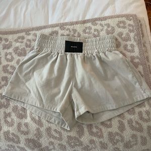 Talentless boxing shorts - core